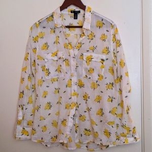 Gap Boyfriend Fit Lemons Top